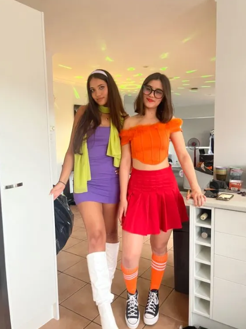 Daphne & Velma