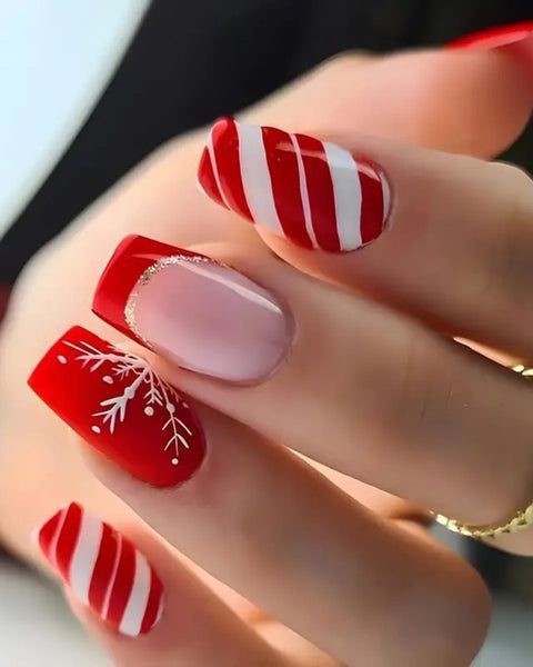 Classy Holiday Nail Designs Gallery