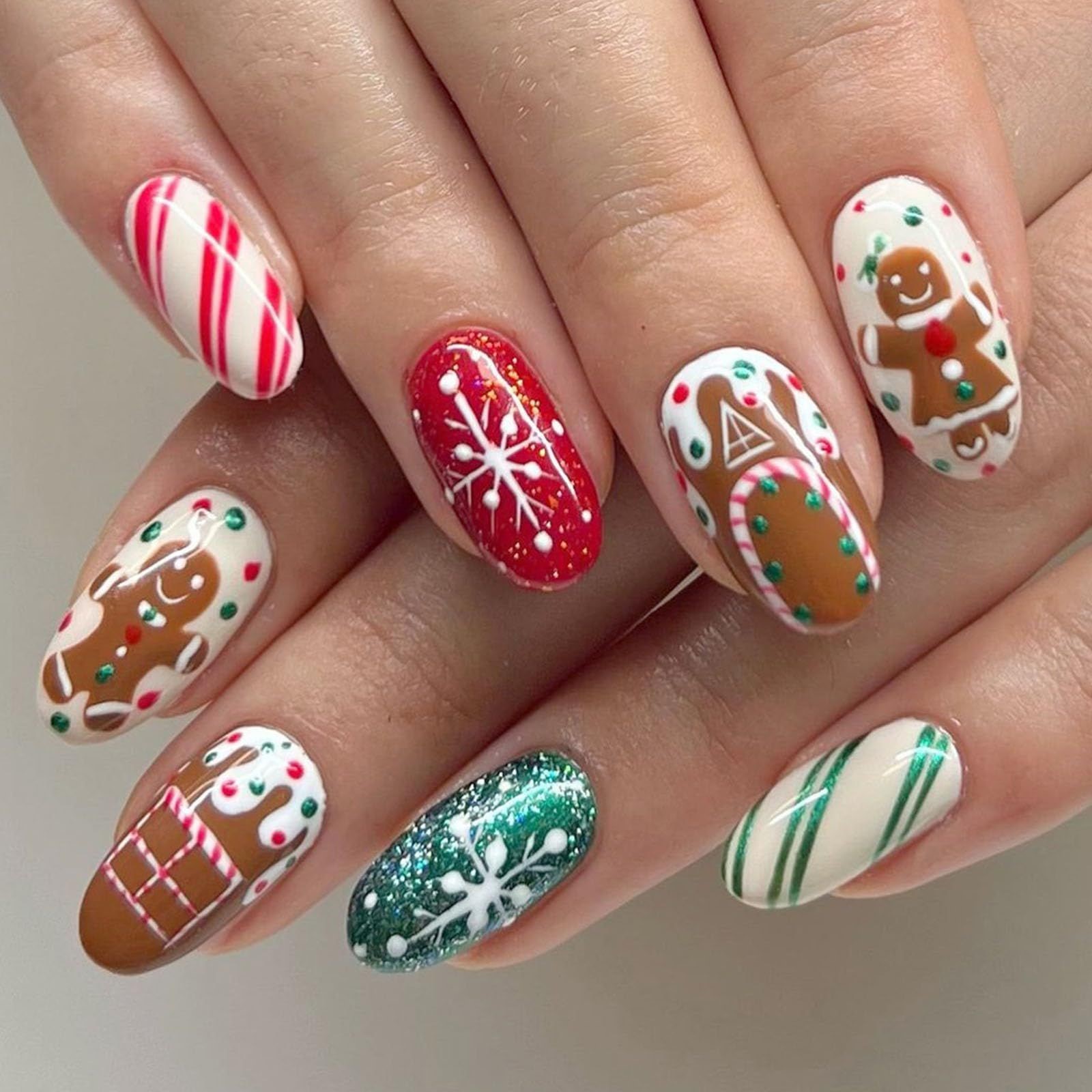 Cute Christmas Nail Designs Photo